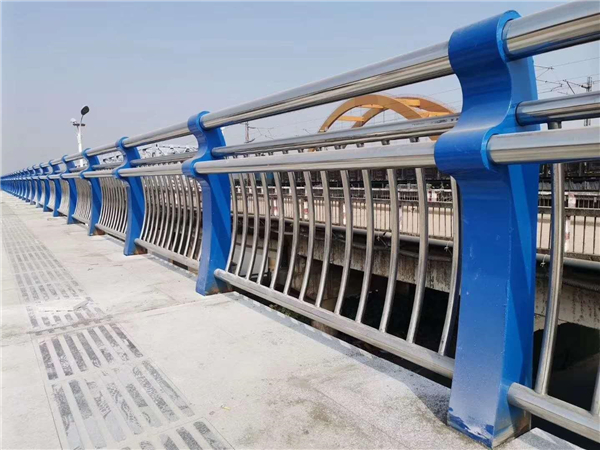 武清304不锈钢复合管护栏的生产工艺揭秘